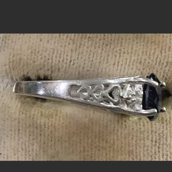 Sterling Silver Blue Sapphire Ring Size 5 - Picture 2 of 7